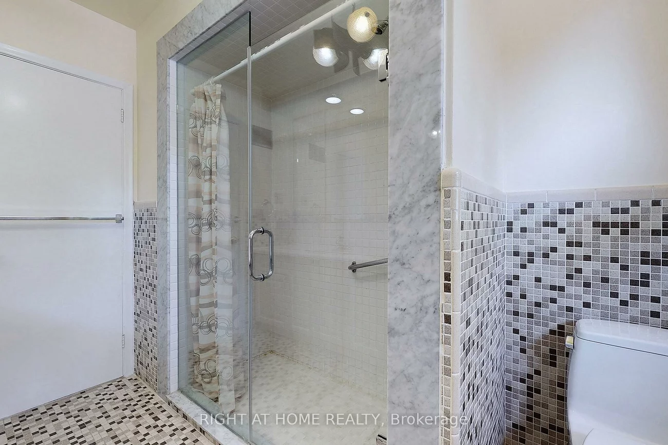 42, Denmark, Westminster-Branson, Toronto