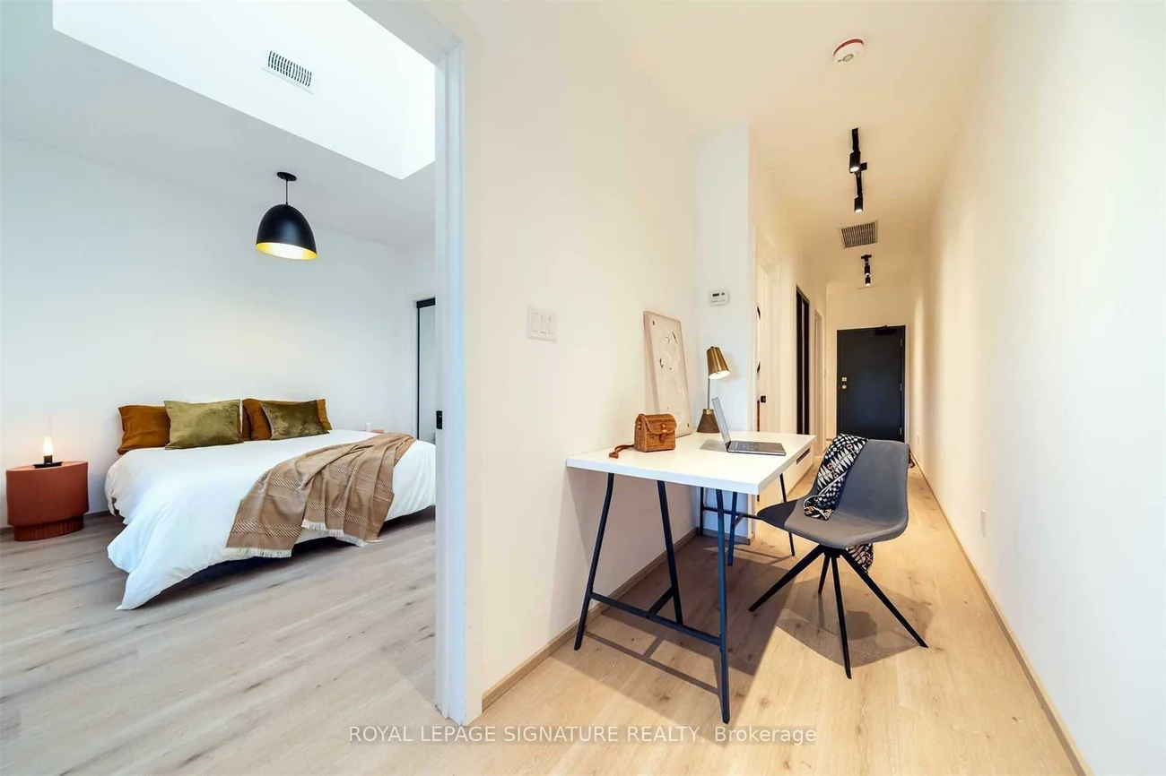 36, Geary, Wychwood, Toronto
