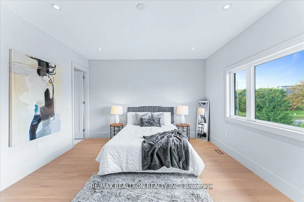 275, Reiner, Clanton Park, Toronto