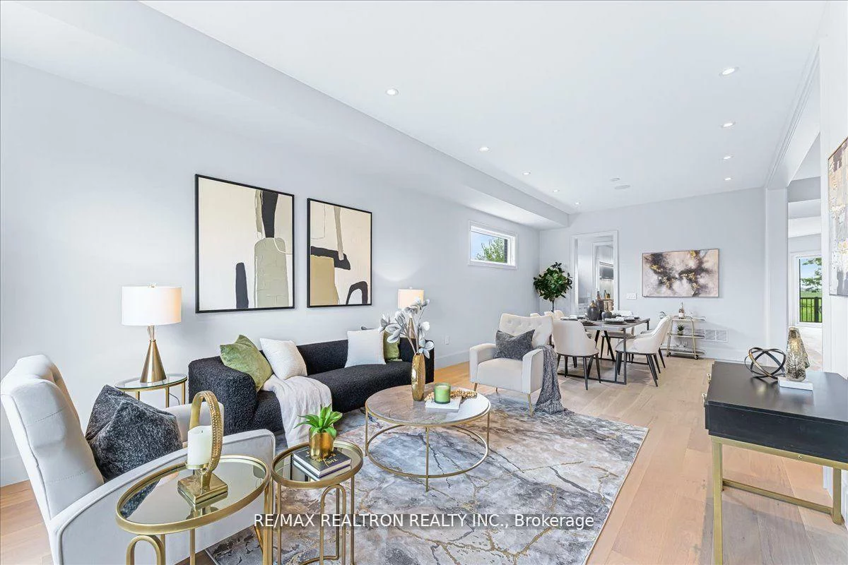 275, Reiner, Clanton Park, Toronto