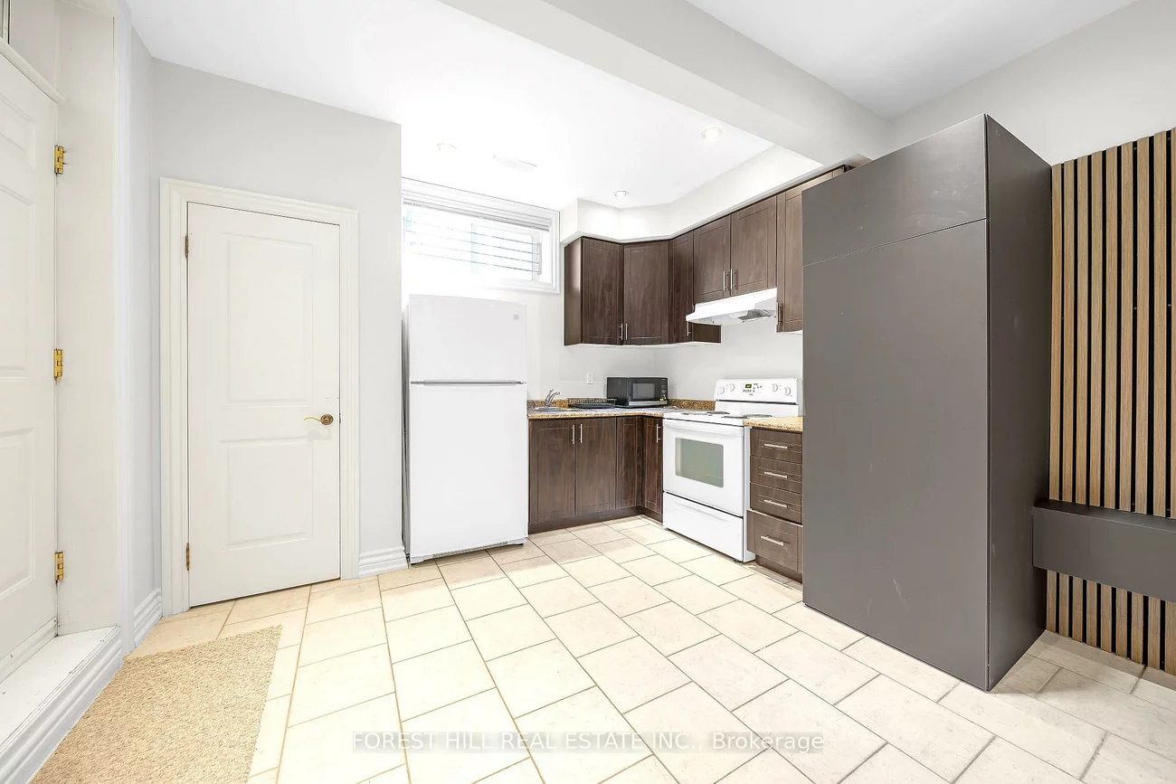 106, Nipigon, Newtonbrook East, Toronto