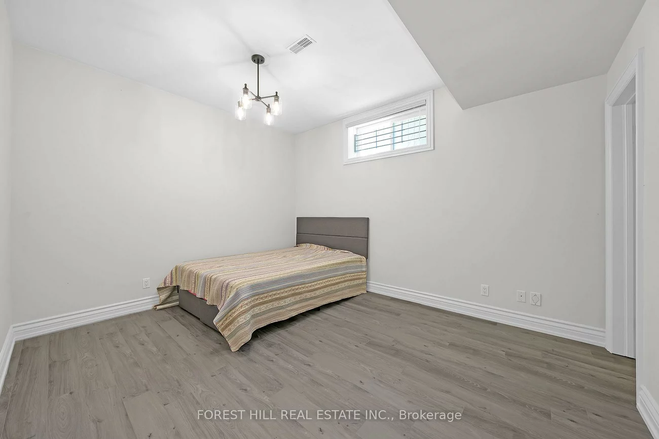 106, Nipigon, Newtonbrook East, Toronto