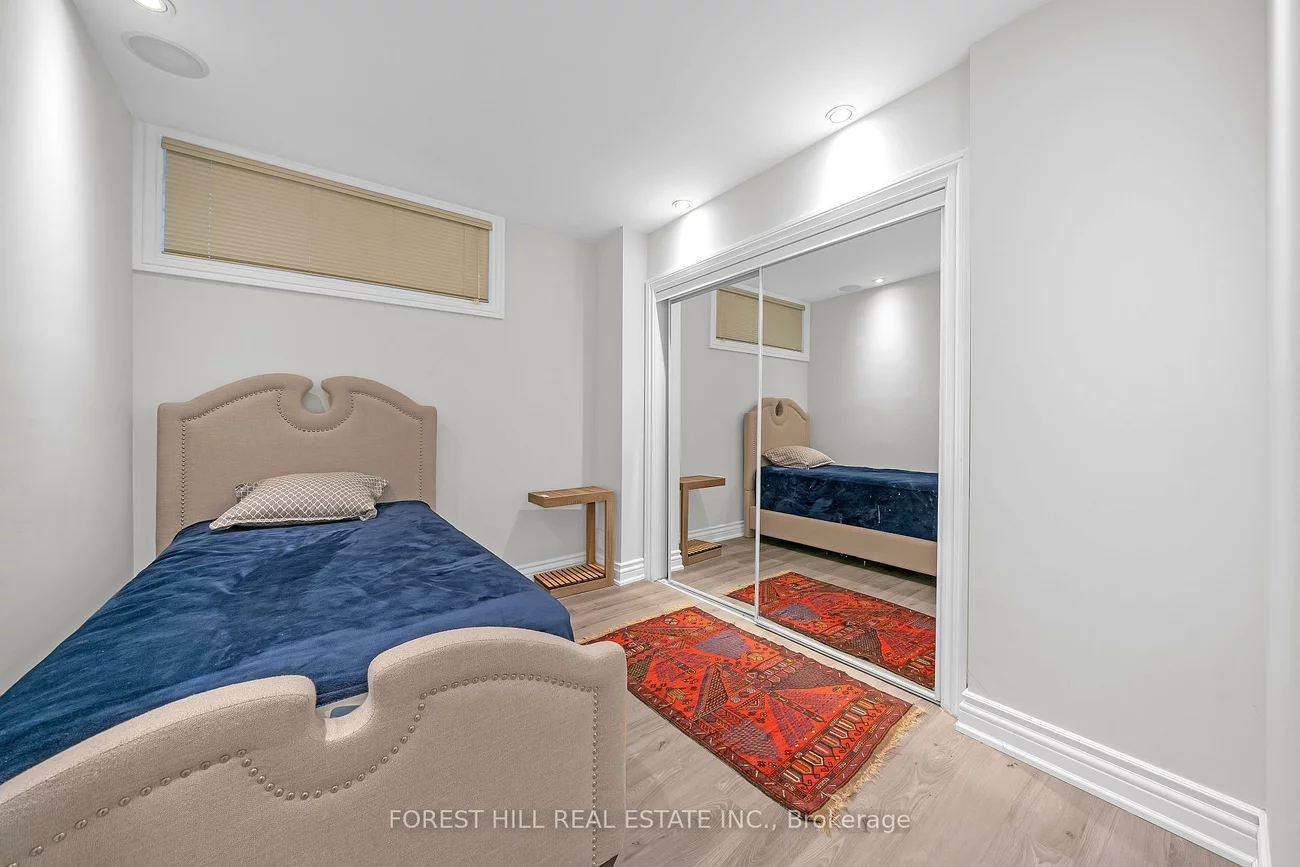106, Nipigon, Newtonbrook East, Toronto