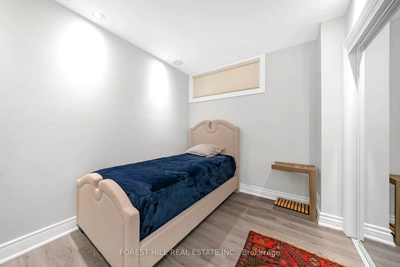 106, Nipigon, Newtonbrook East, Toronto