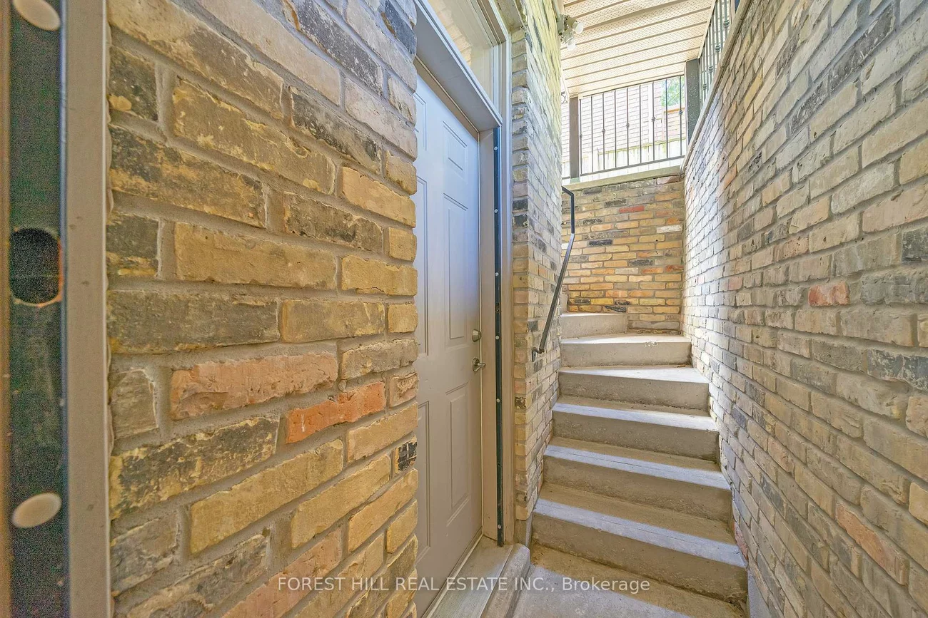106, Nipigon, Newtonbrook East, Toronto