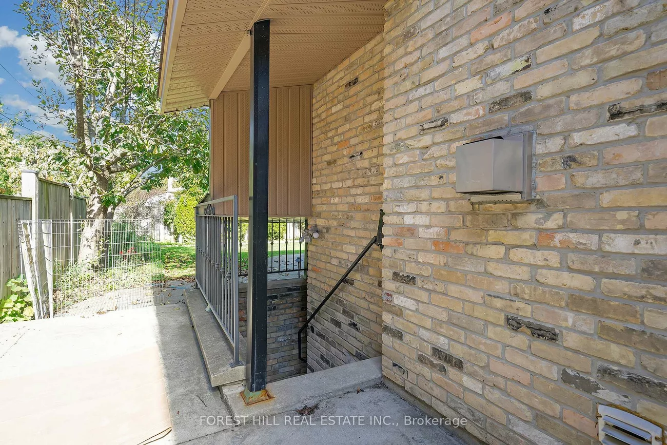 106, Nipigon, Newtonbrook East, Toronto