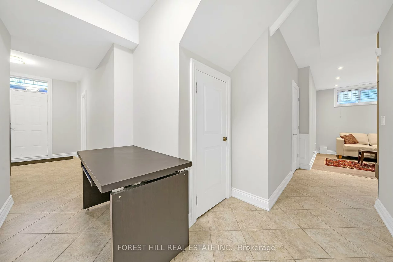 106, Nipigon, Newtonbrook East, Toronto