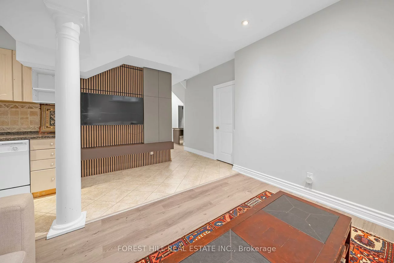 106, Nipigon, Newtonbrook East, Toronto