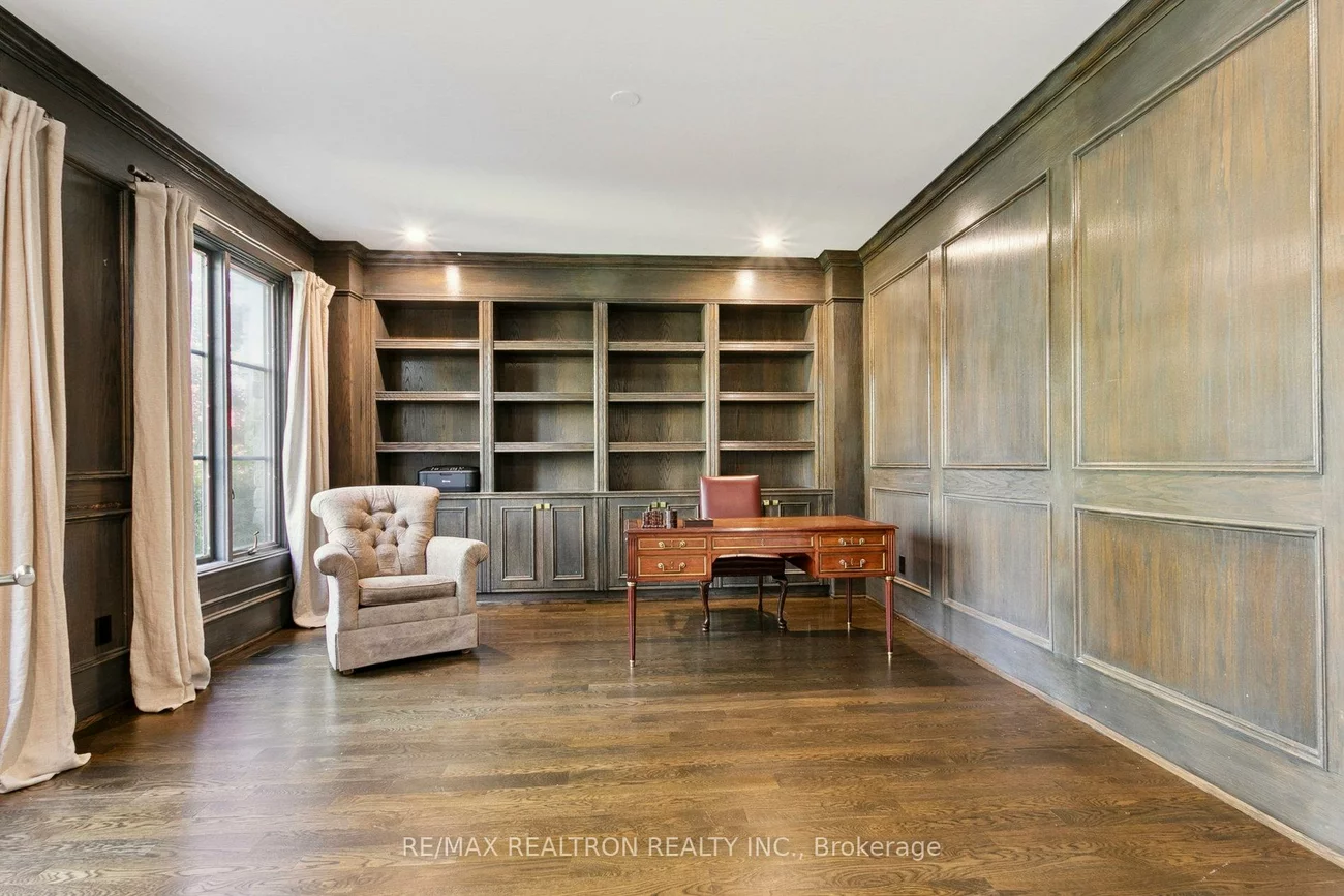 65, Gordon, St. Andrew-Windfields, Toronto