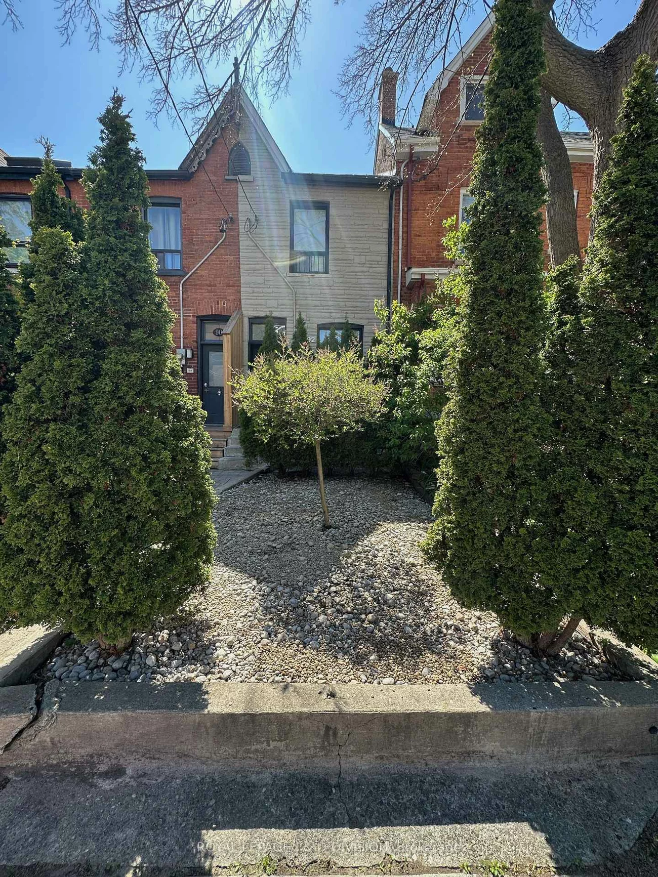 92, Massey, Niagara, Toronto