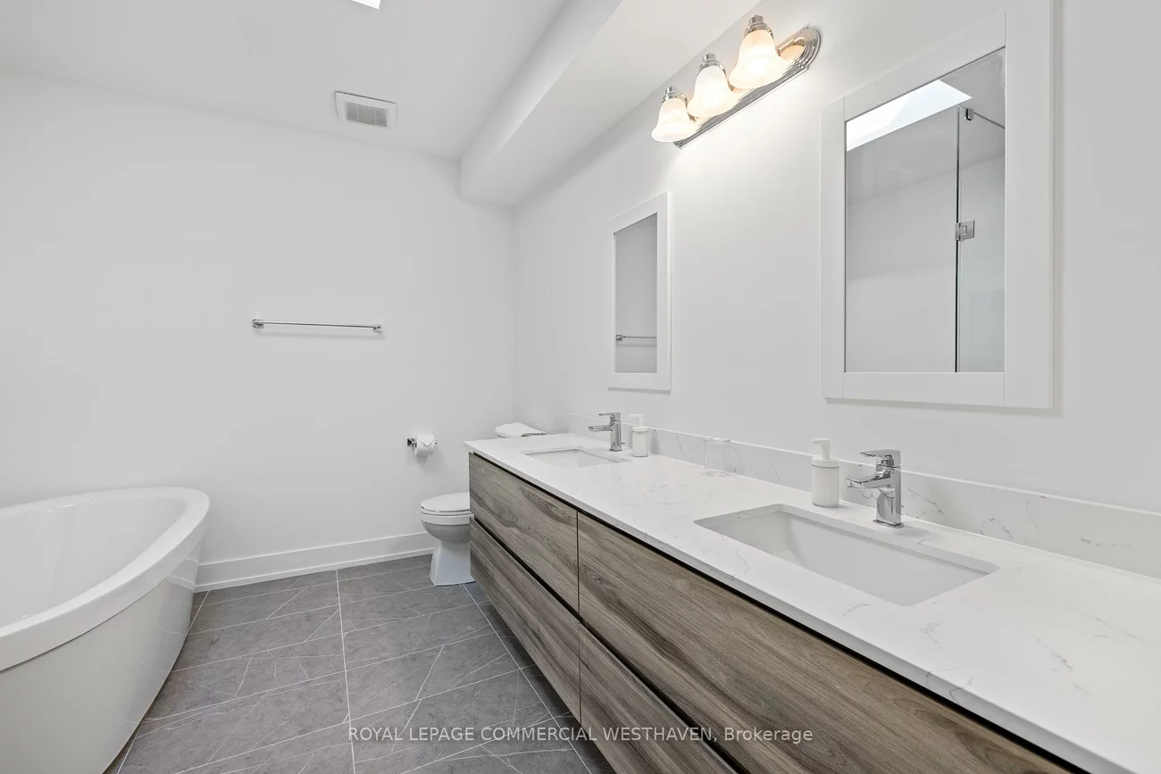 449, Lansdowne, Dufferin Grove, Toronto