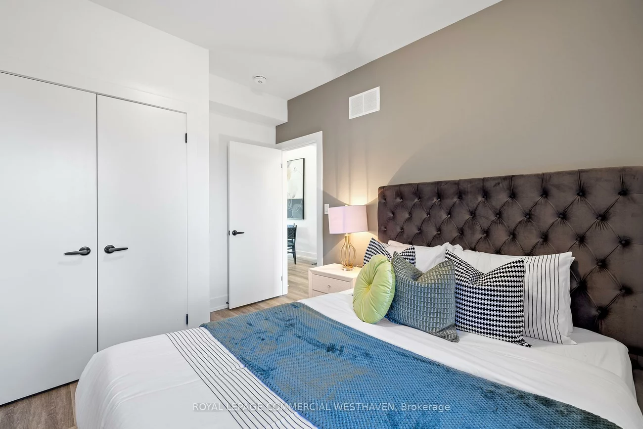 449, Lansdowne, Dufferin Grove, Toronto