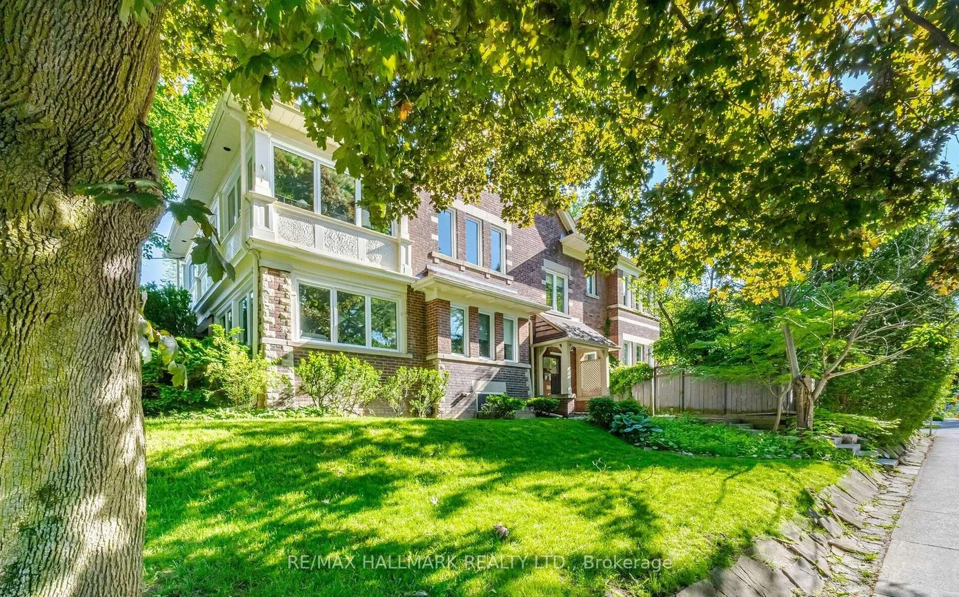 193, Heath, Casa Loma, Toronto