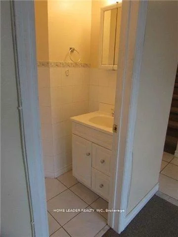 23, Franklin, Lansing-Westgate, Toronto