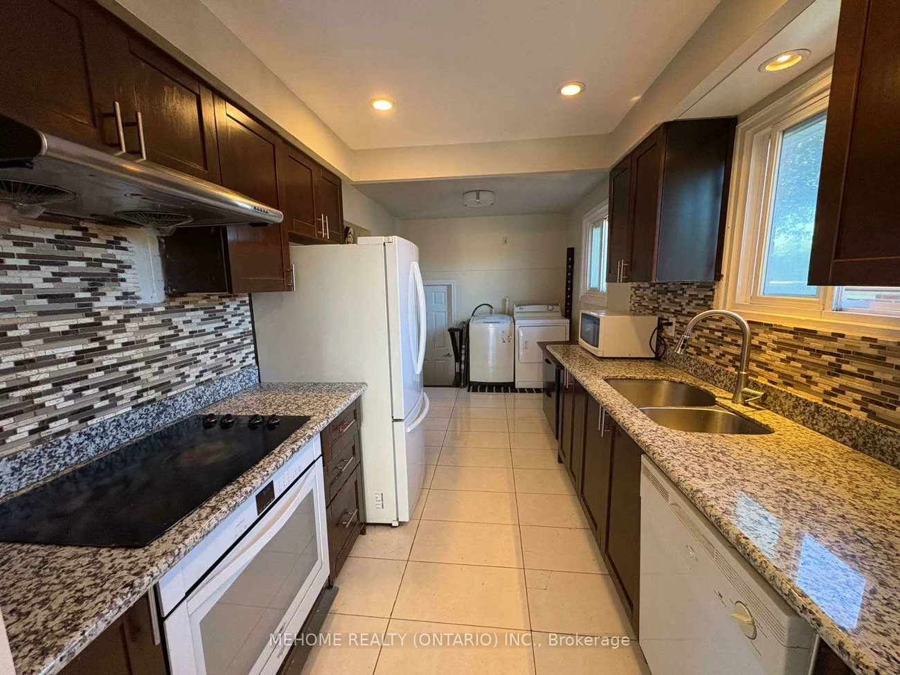 41, Clancy, Don Valley Village, Toronto