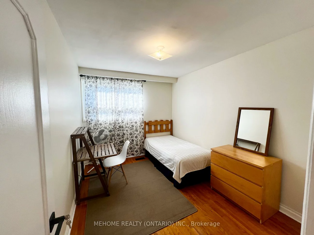 126, Edmonton, Pleasant View, Toronto