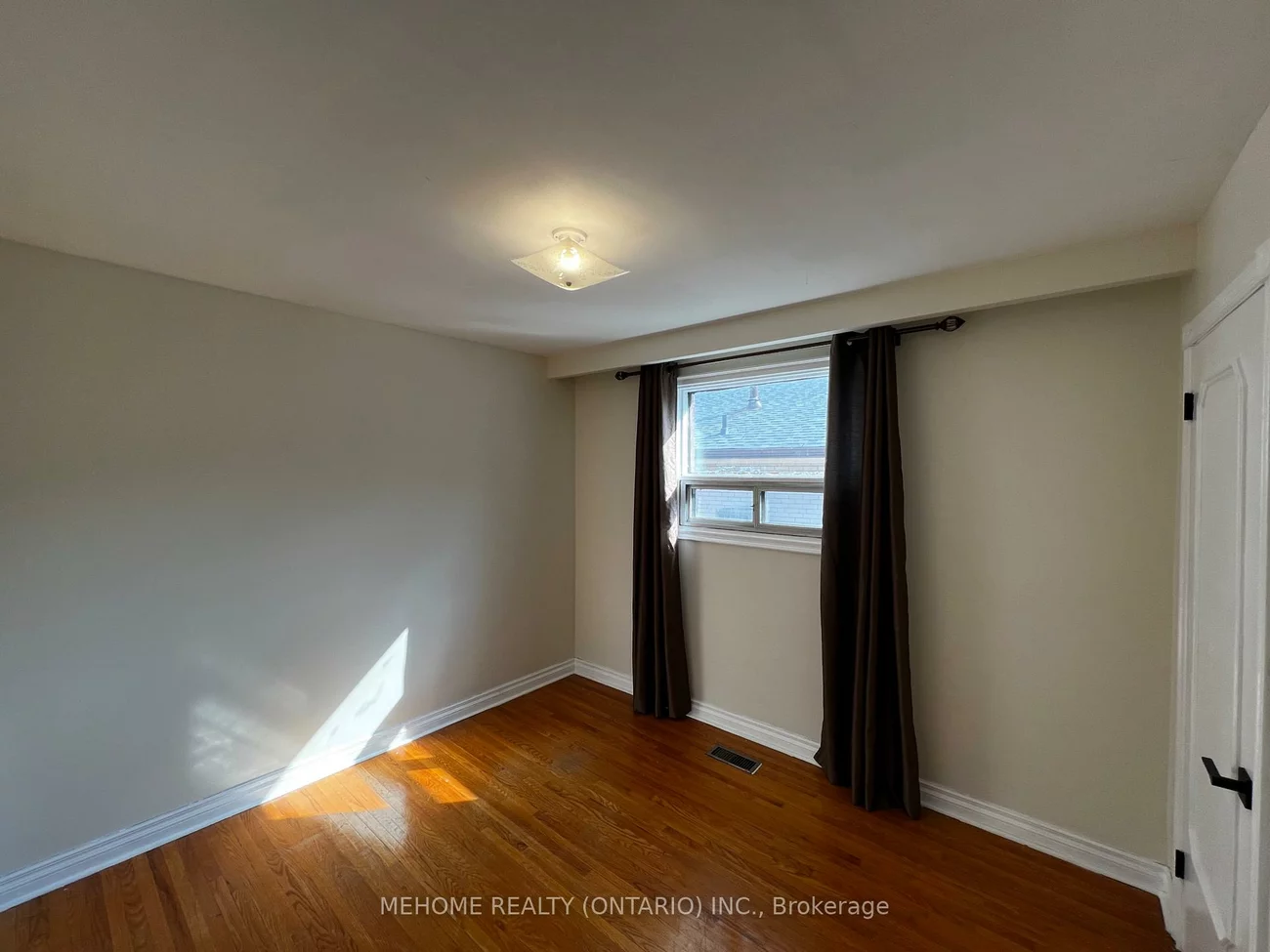 126, Edmonton, Pleasant View, Toronto