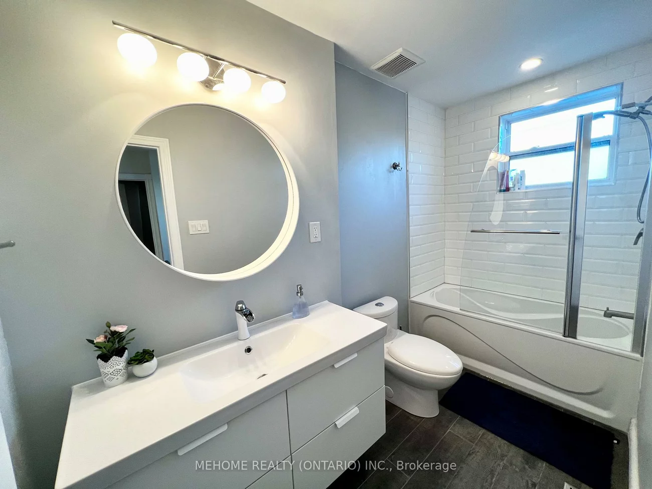 126, Edmonton, Pleasant View, Toronto