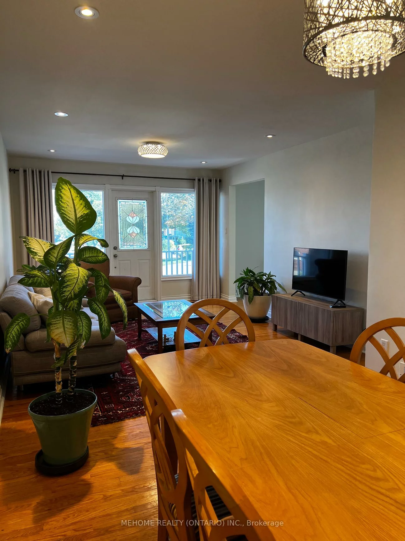 126, Edmonton, Pleasant View, Toronto