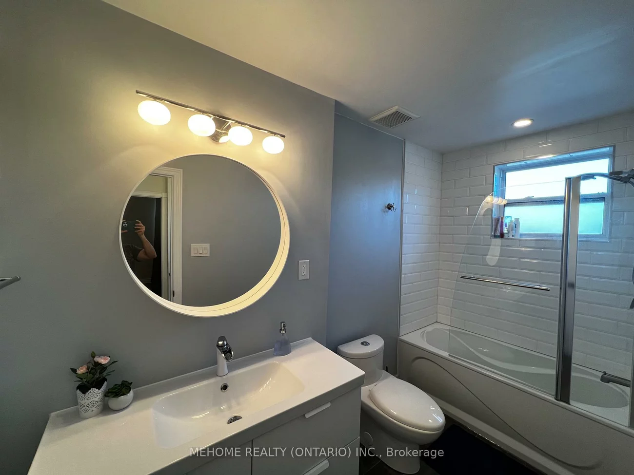 126, Edmonton, Pleasant View, Toronto