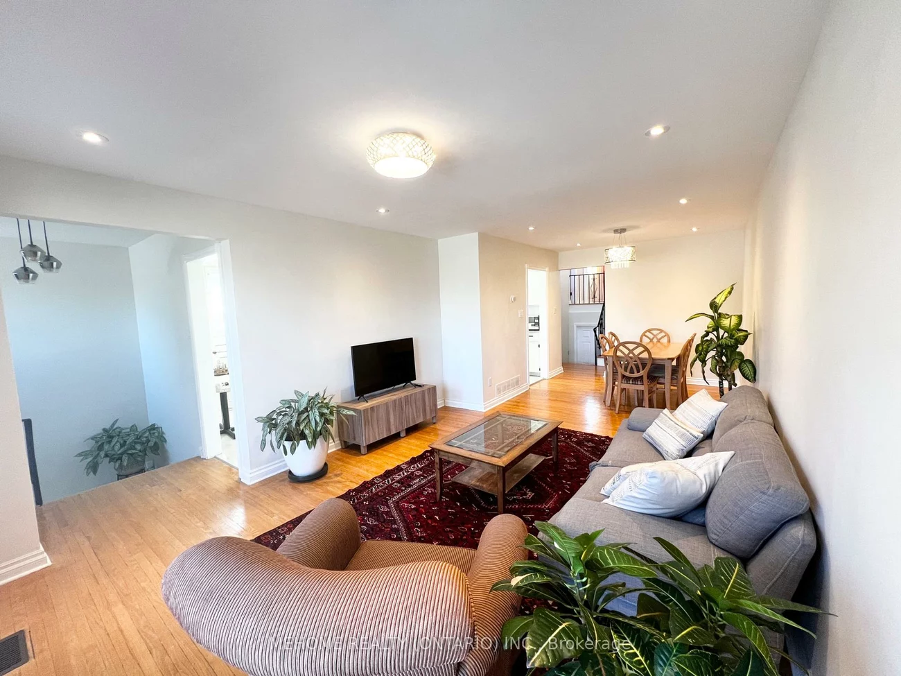 126, Edmonton, Pleasant View, Toronto