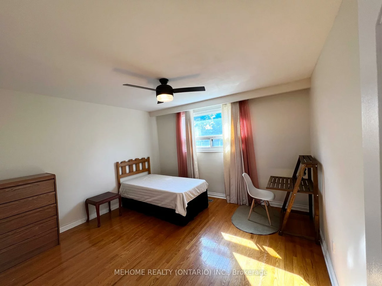 126, Edmonton, Pleasant View, Toronto