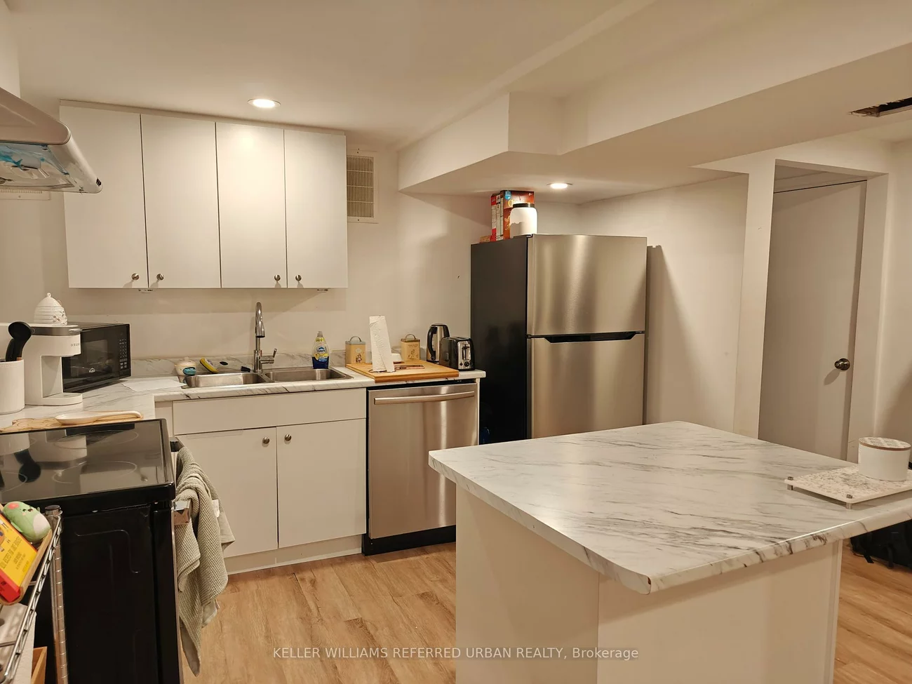 67, Fortrose, Parkwoods-Donalda, Toronto