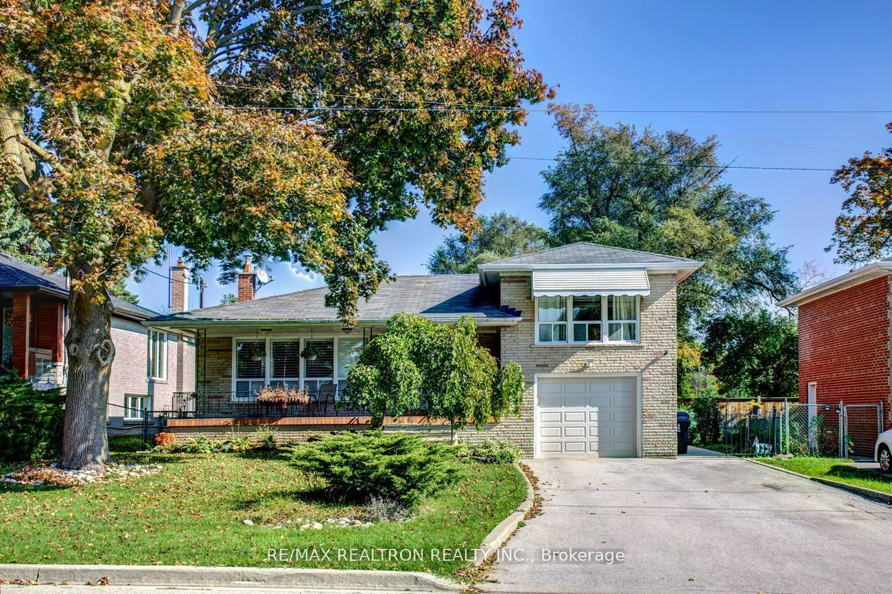 7, Stafford, Willowdale West, Toronto