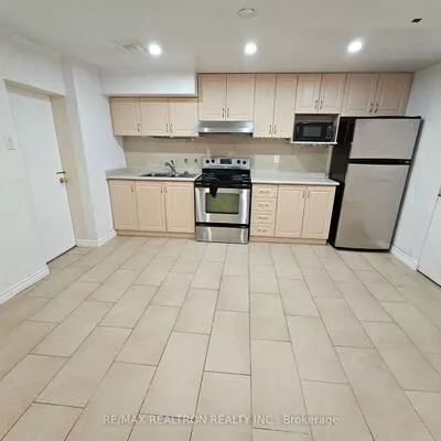 7, Stafford, Willowdale West, Toronto