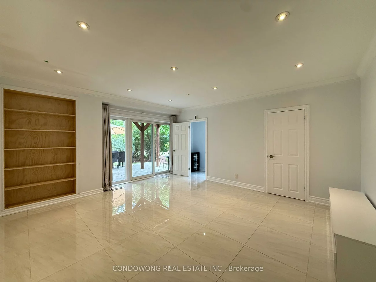 3, Alamosa, Bayview Village, Toronto