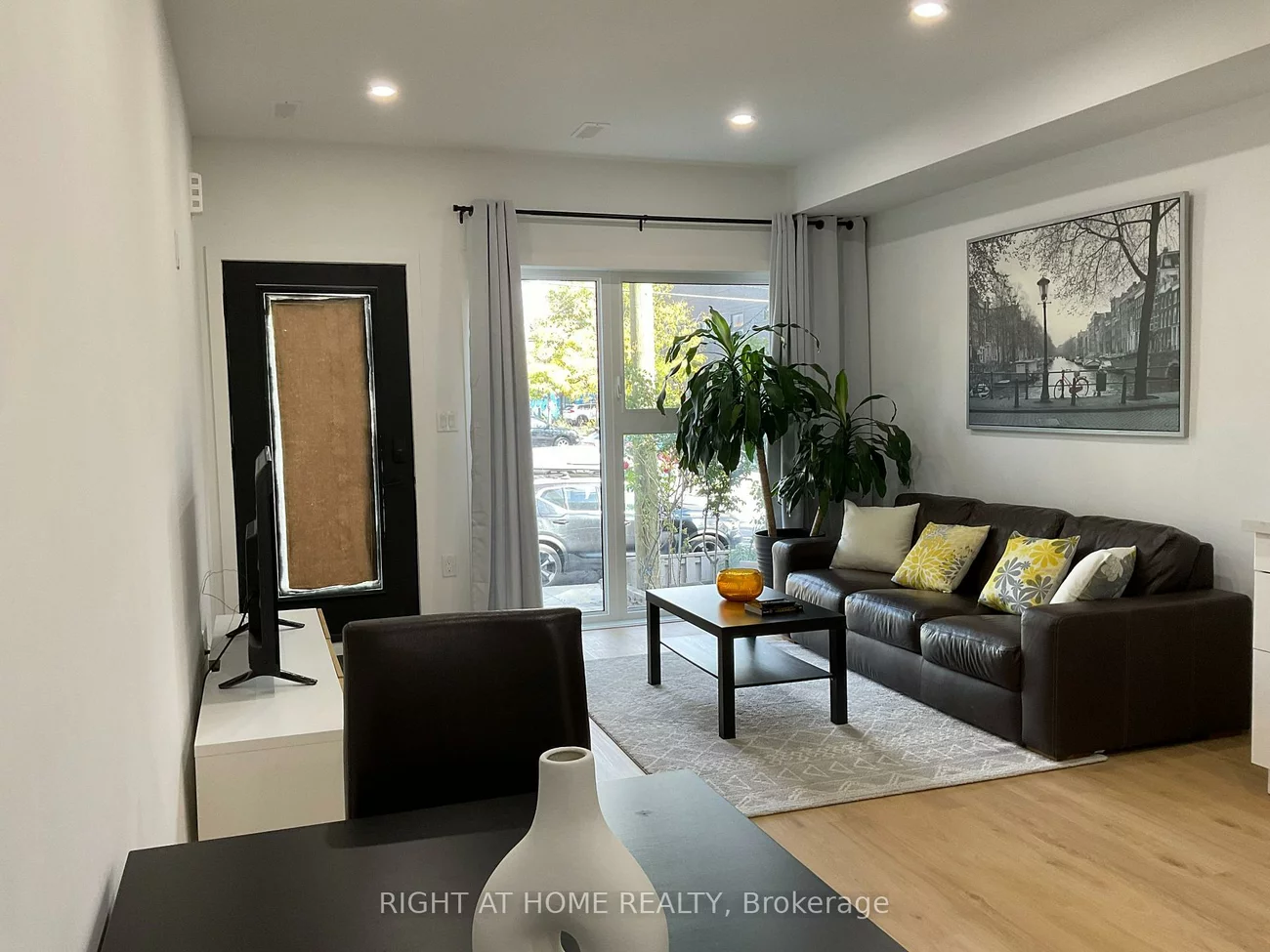 674, Manning, Annex, Toronto