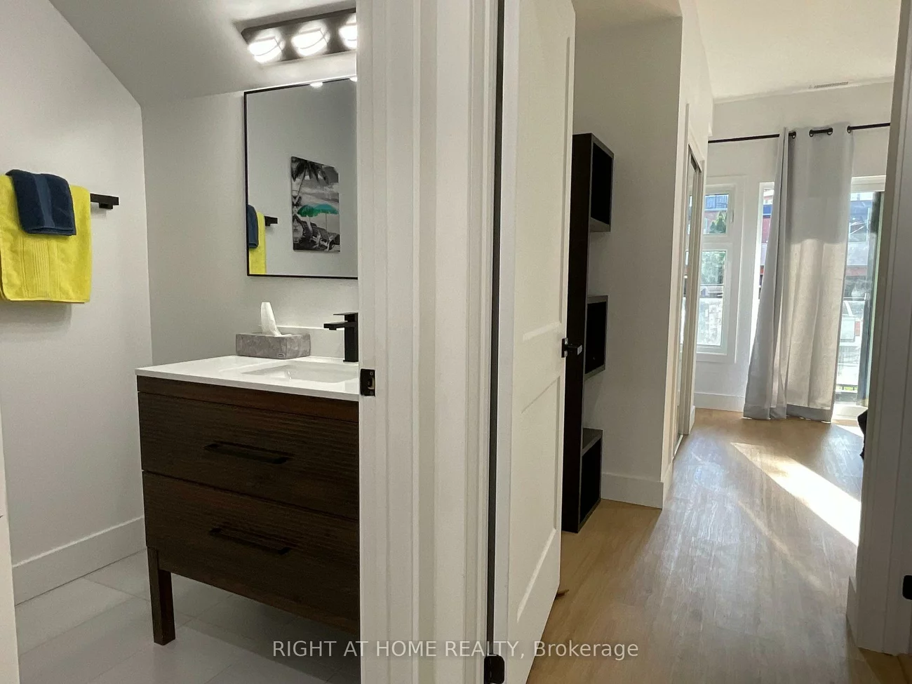 674, Manning, Annex, Toronto