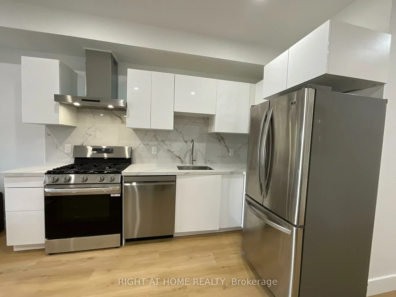 674, Manning, Annex, Toronto