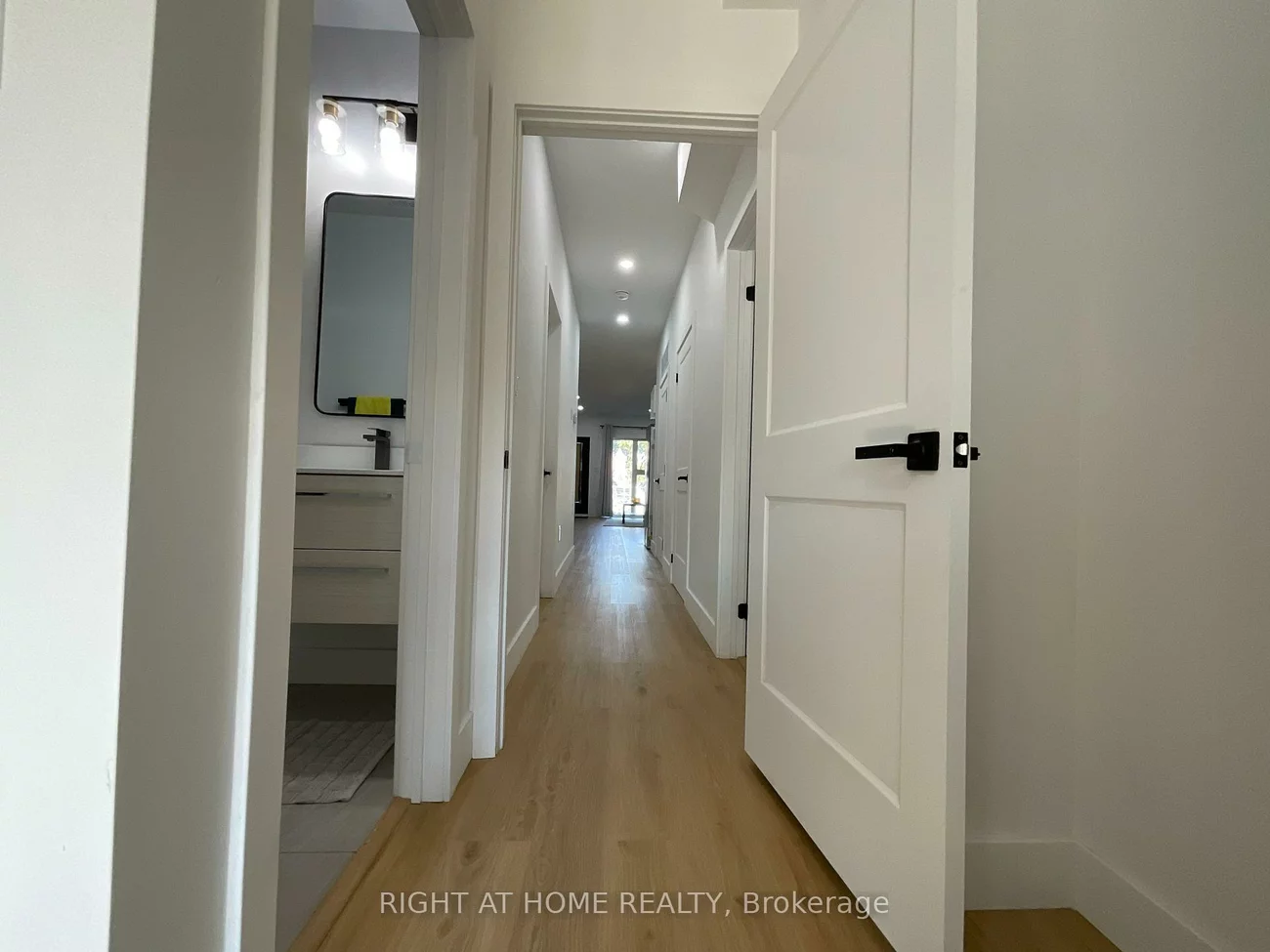 674, Manning, Annex, Toronto