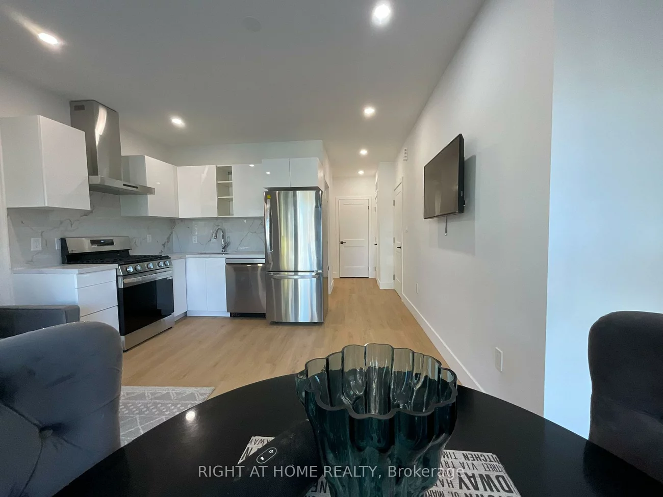 674, Manning, Annex, Toronto