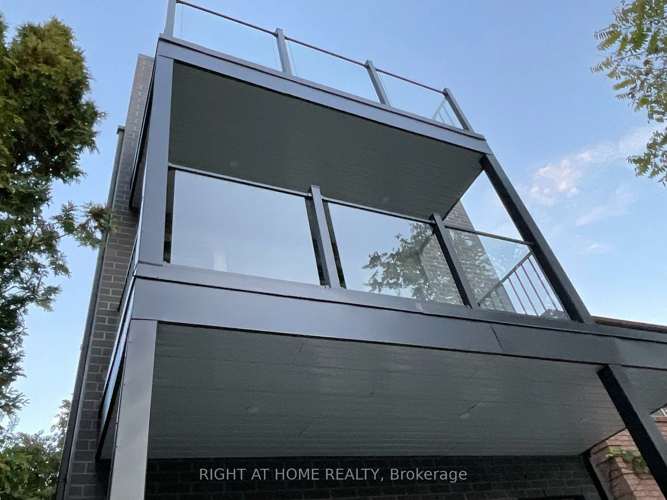 674, Manning, Annex, Toronto