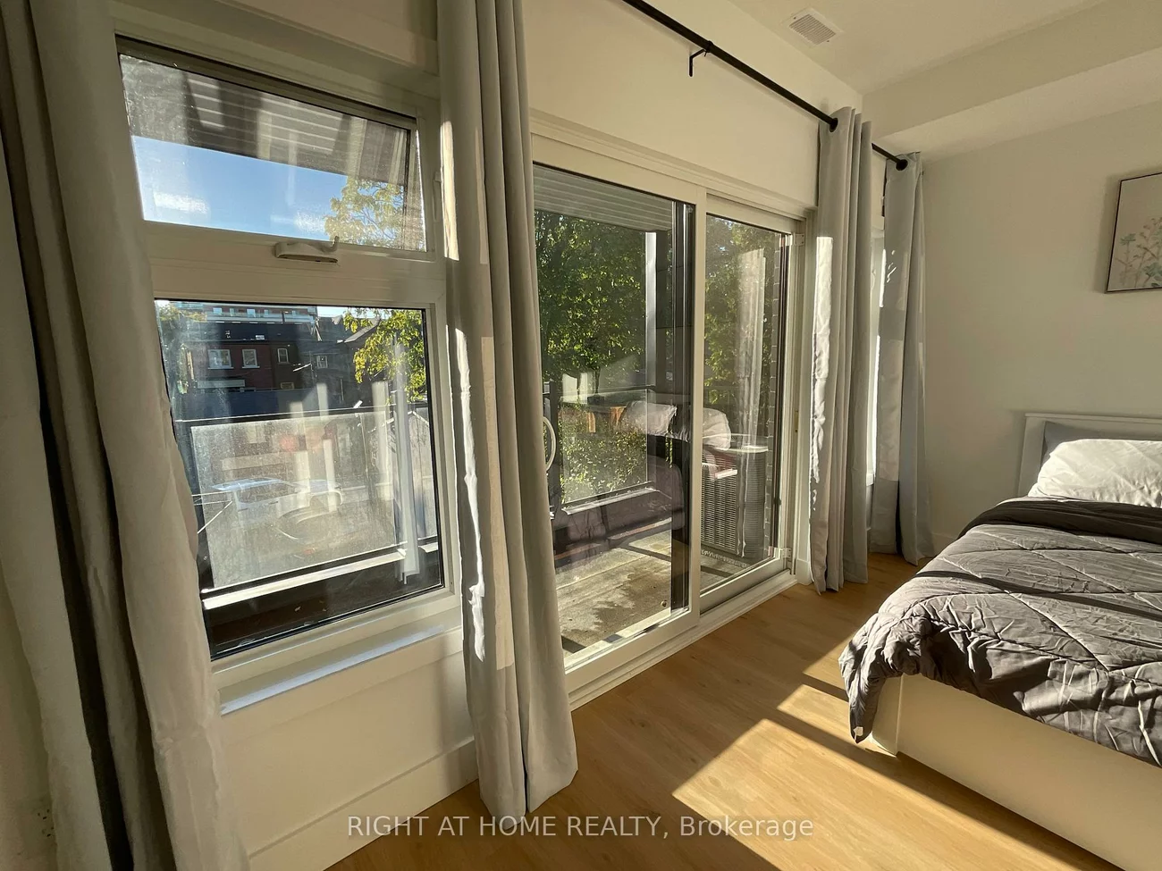 674, Manning, Annex, Toronto