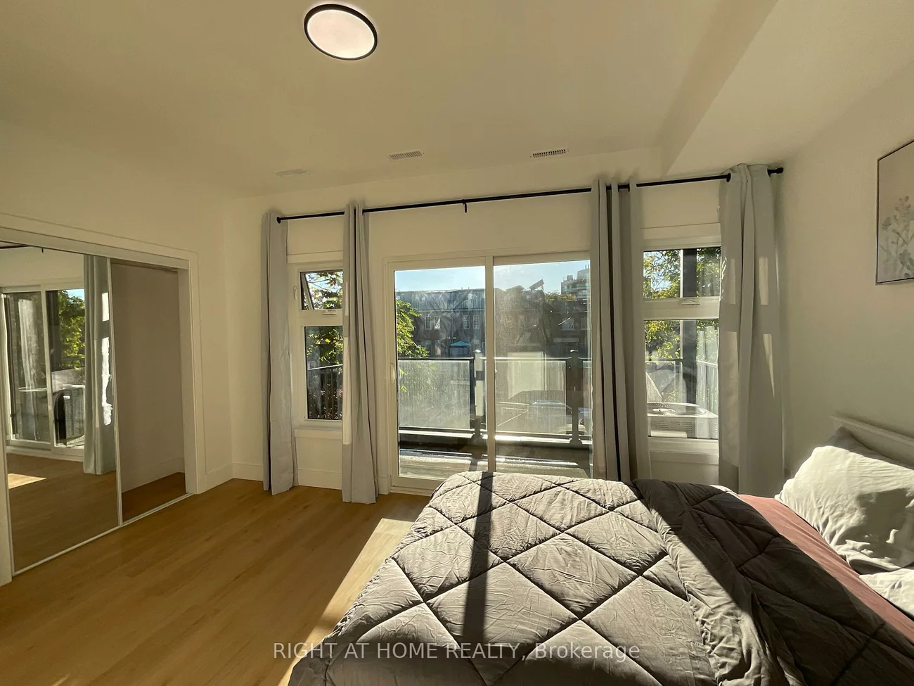 674, Manning, Annex, Toronto