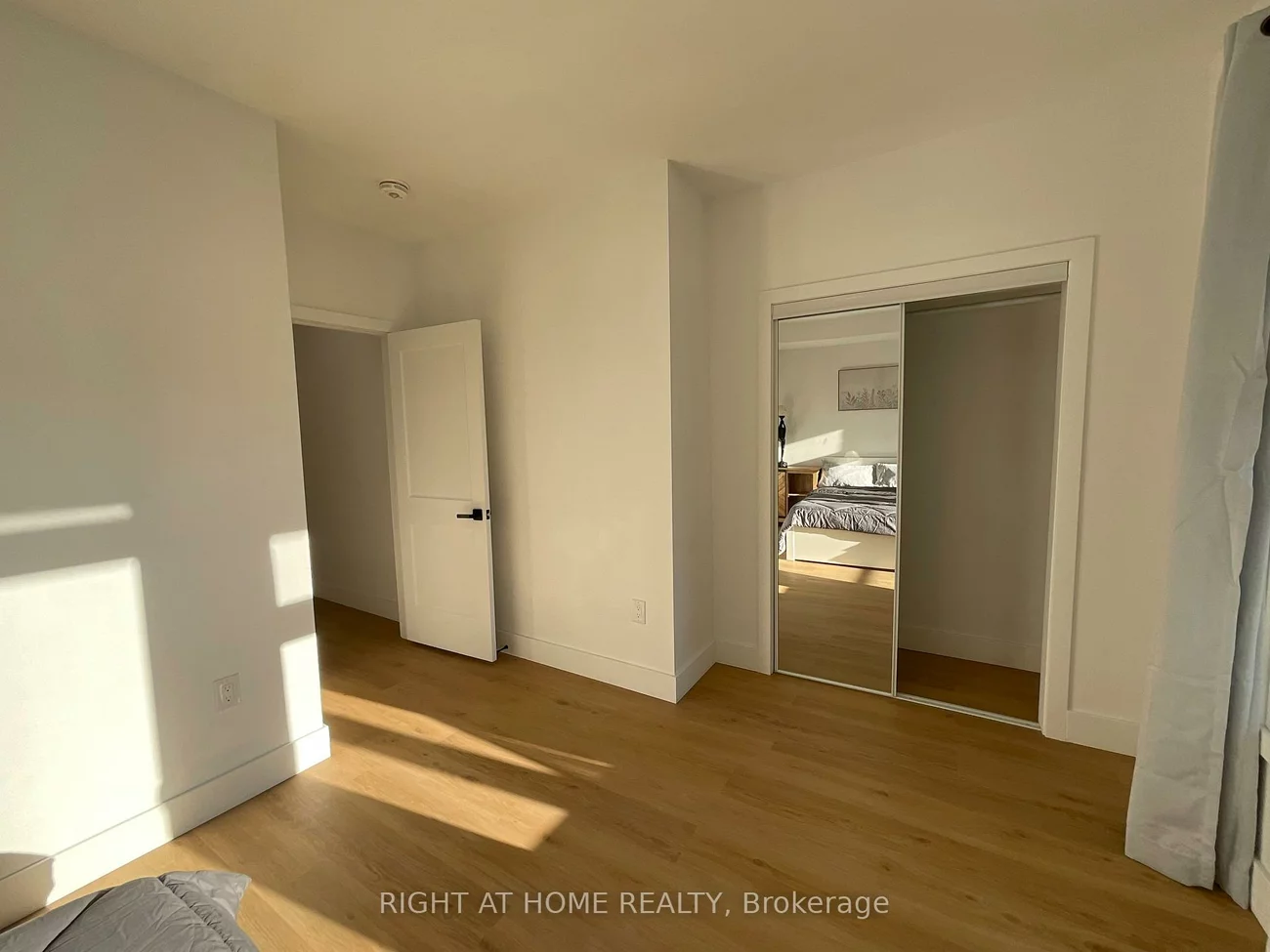 674, Manning, Annex, Toronto