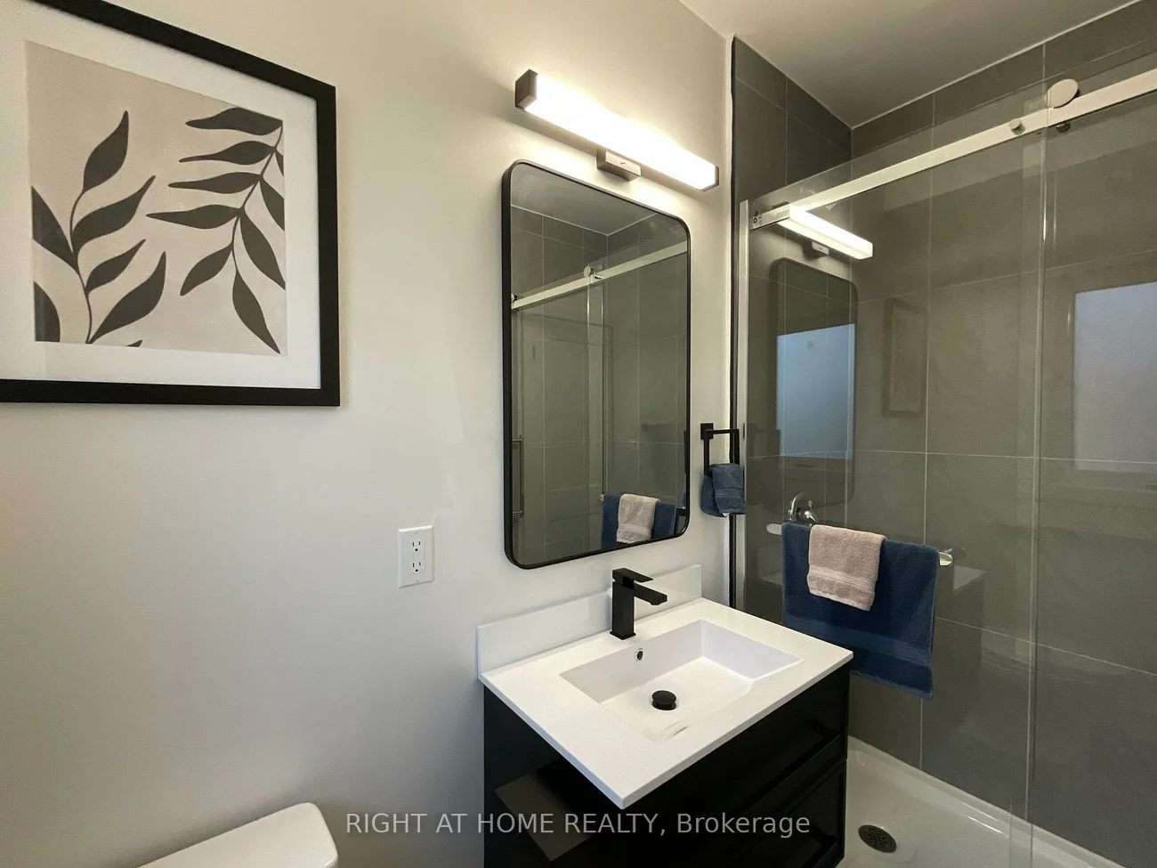 674, Manning, Annex, Toronto