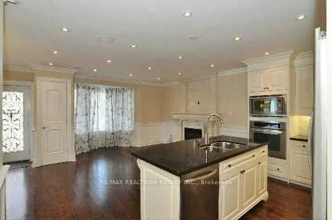 163, Burndale, Lansing-Westgate, Toronto