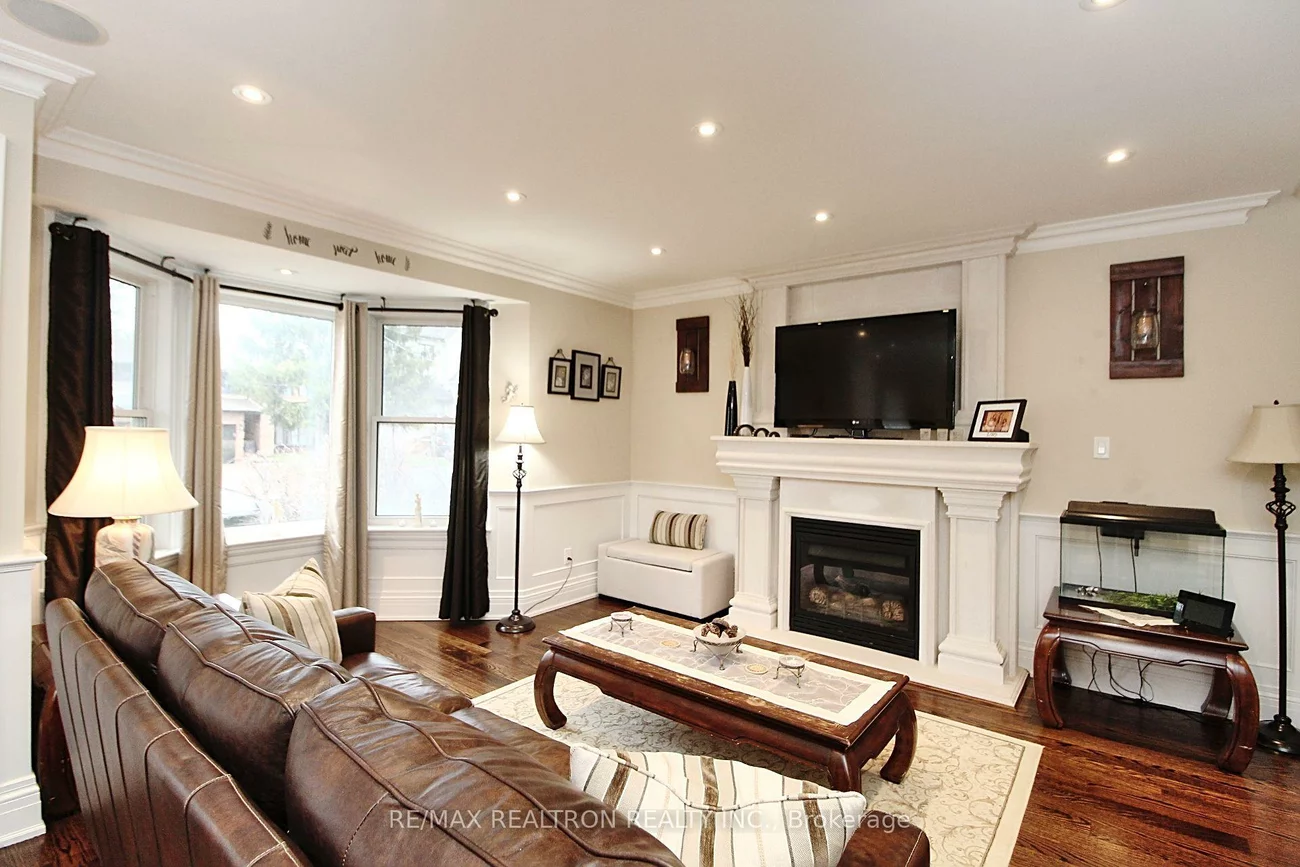 163, Burndale, Lansing-Westgate, Toronto