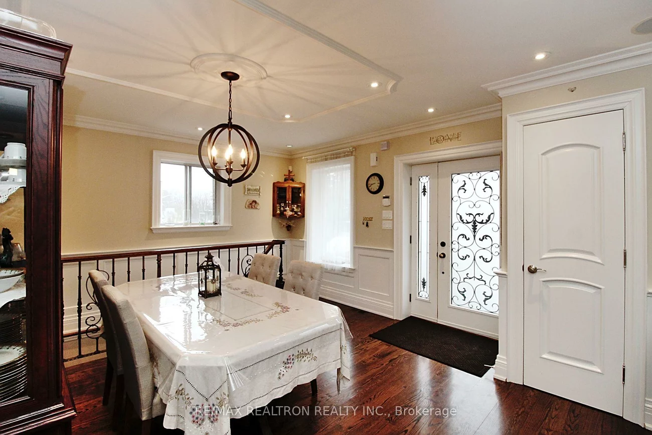 163, Burndale, Lansing-Westgate, Toronto