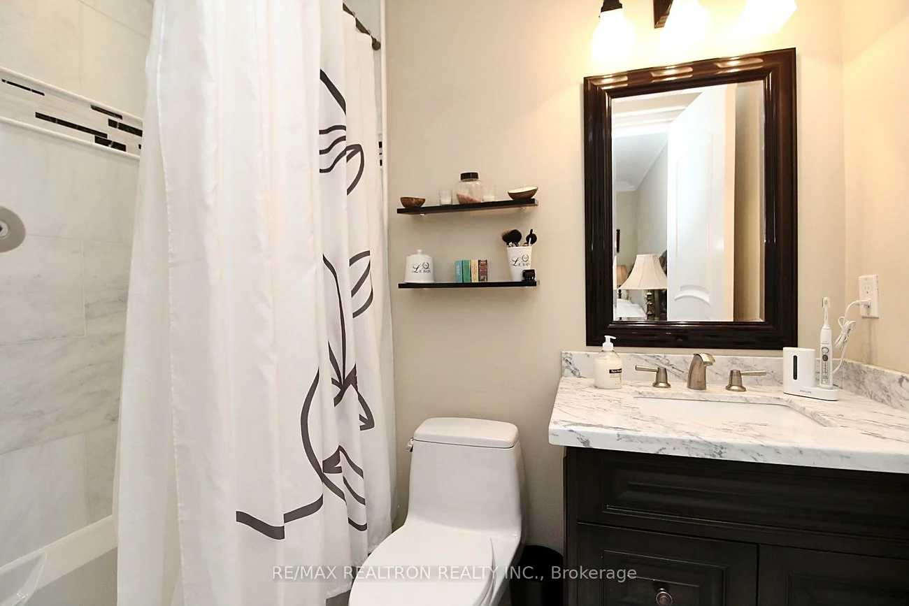 163, Burndale, Lansing-Westgate, Toronto