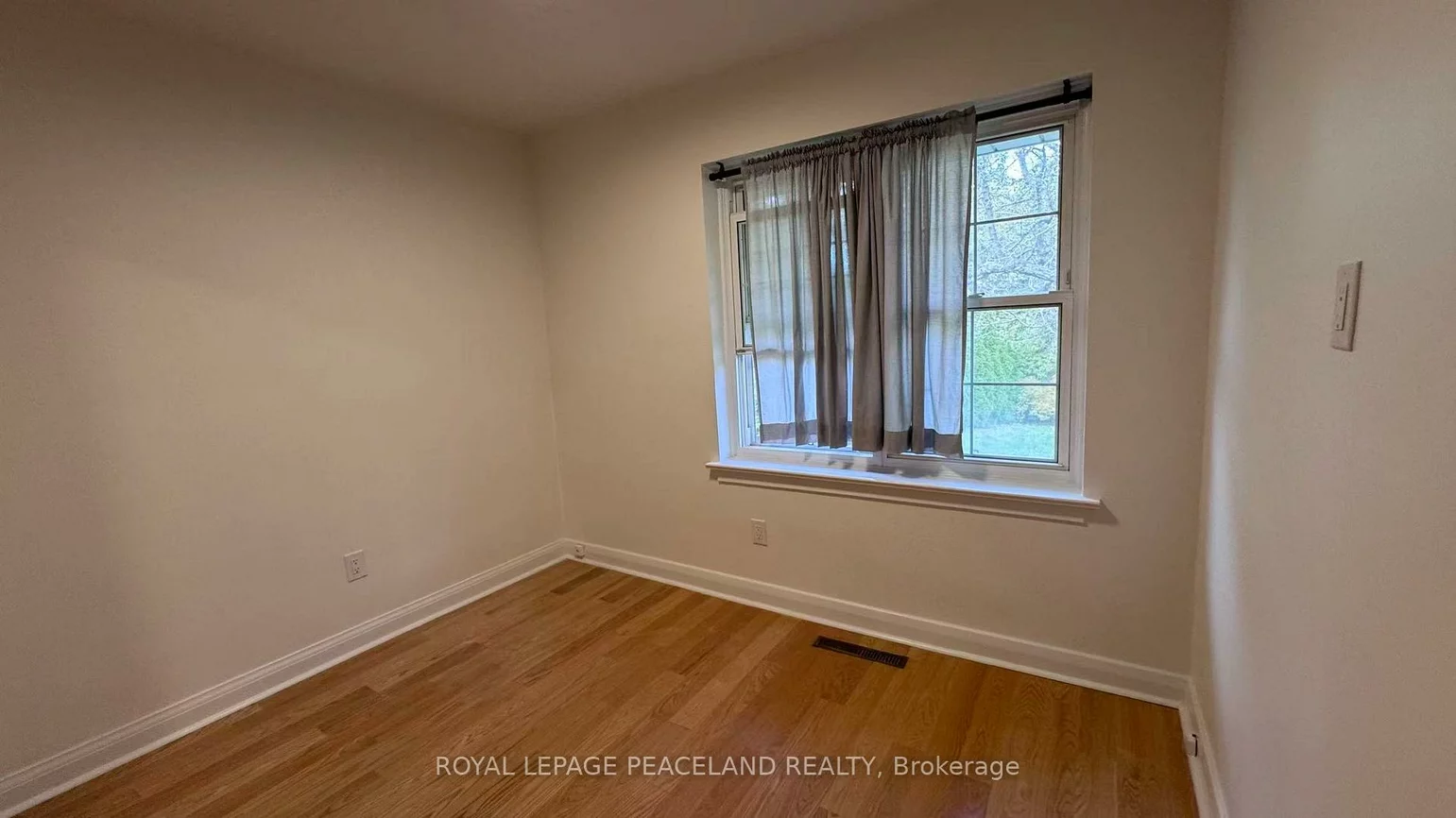 66, Paperbirch, Banbury-Don Mills, Toronto