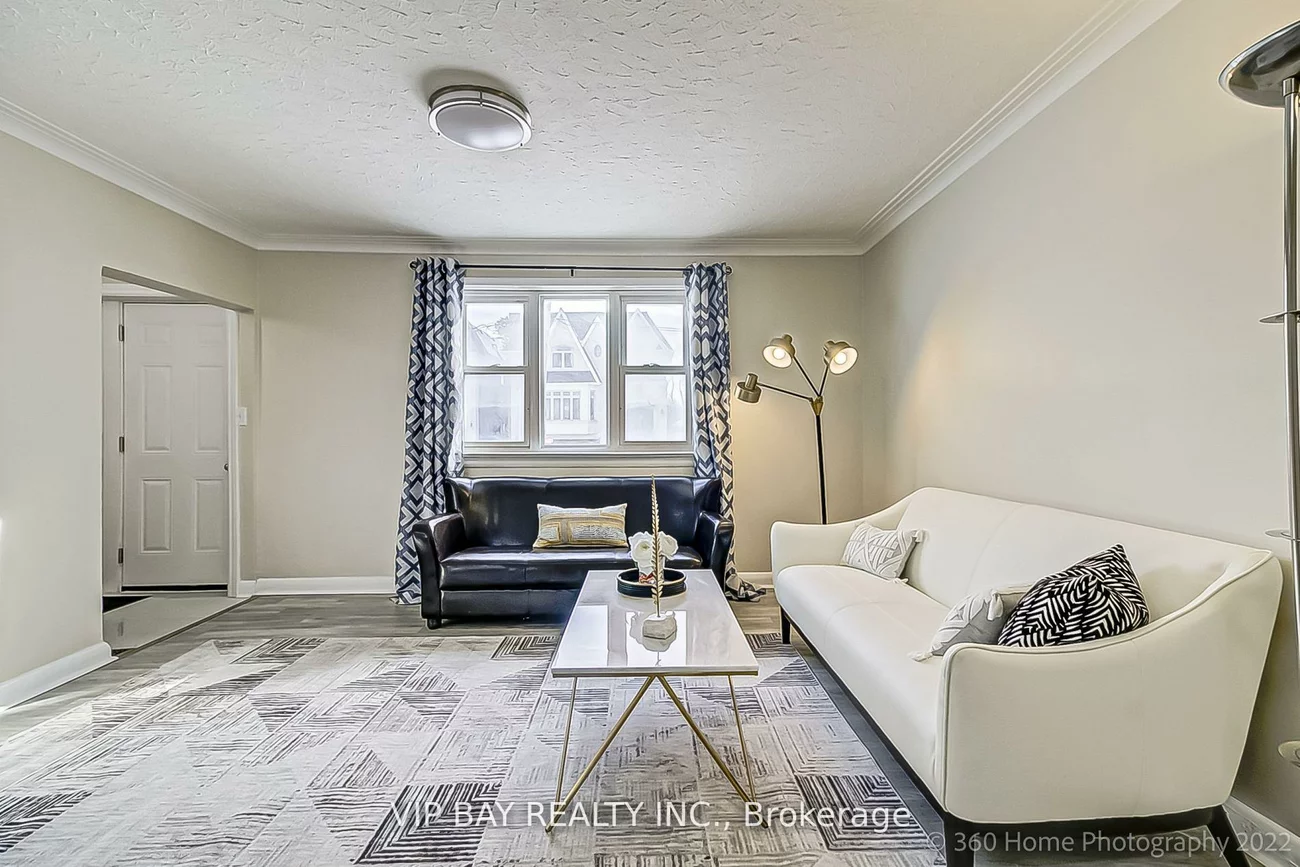 52, Athabaska, Newtonbrook East, Toronto