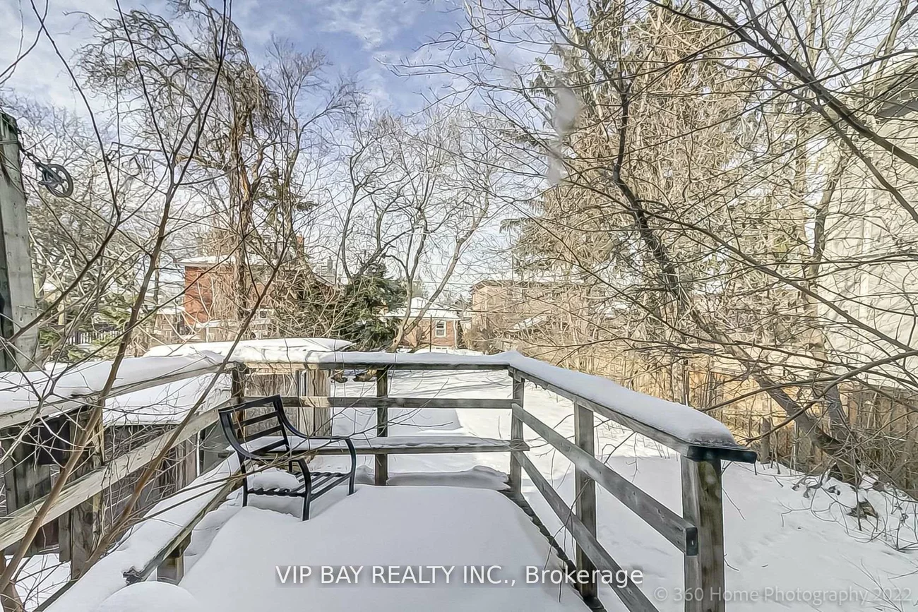 52, Athabaska, Newtonbrook East, Toronto