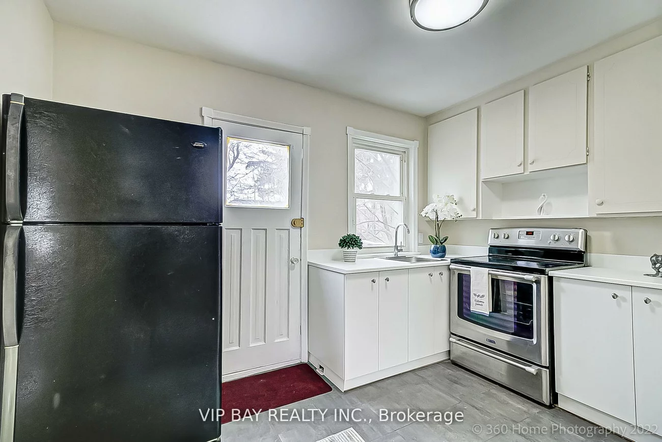 52, Athabaska, Newtonbrook East, Toronto