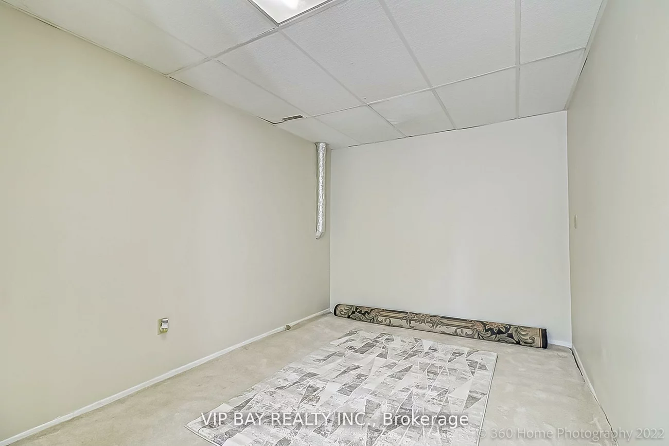 52, Athabaska, Newtonbrook East, Toronto