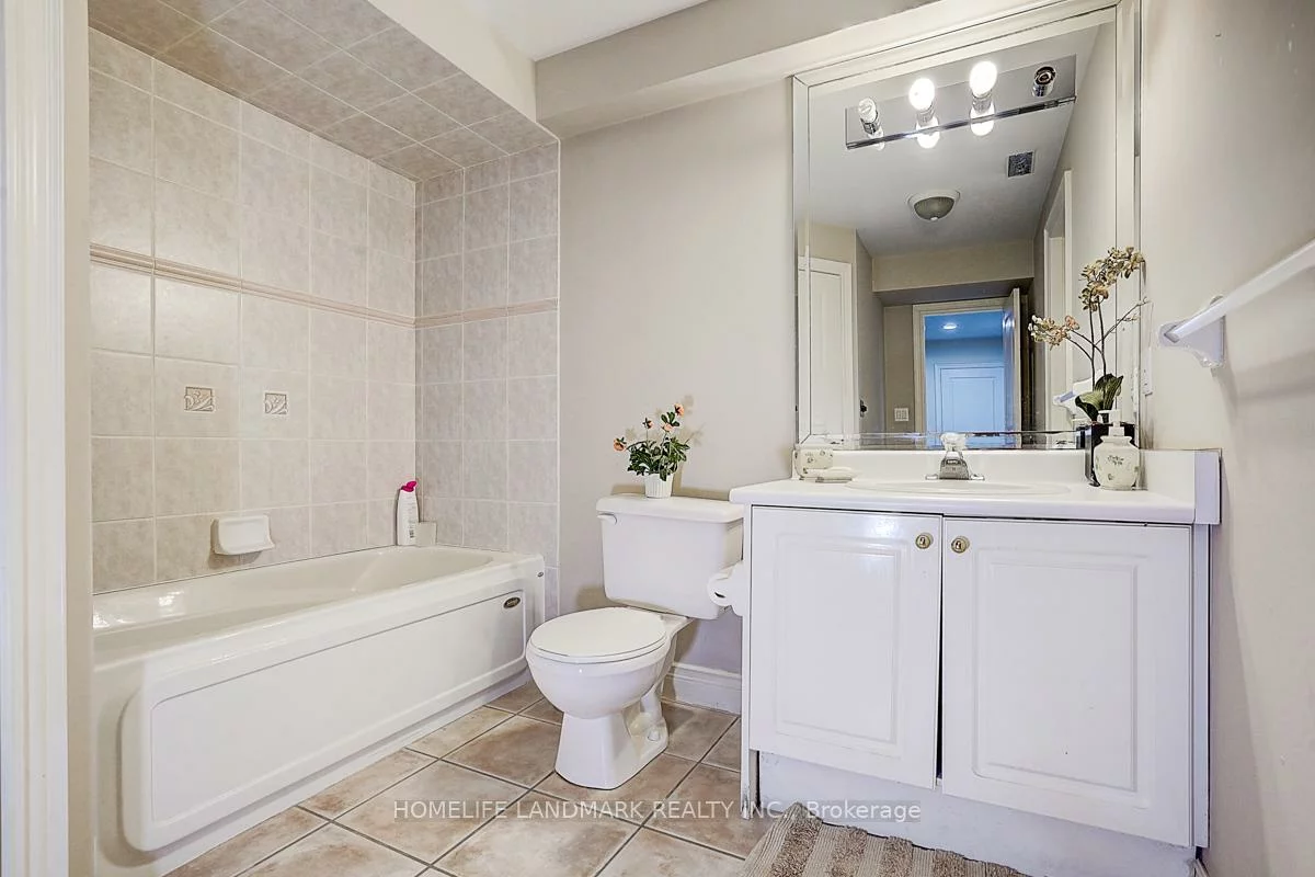 286, Hillcrest, Willowdale East, Toronto